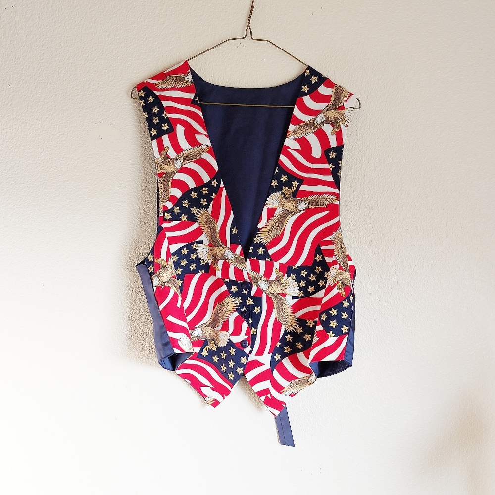 VINTAGE EAGLE AND FLAG WOMENS VEST MADE IN USA
